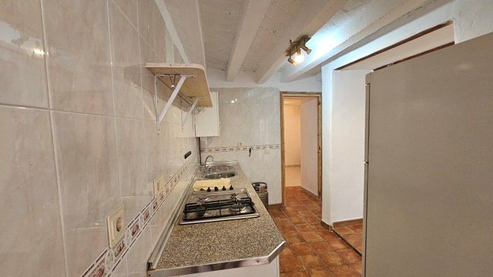 Image No.5-3 Bed Townhouse for sale