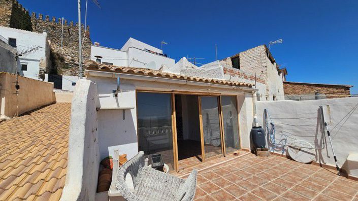 Image No.42-3 Bed Townhouse for sale