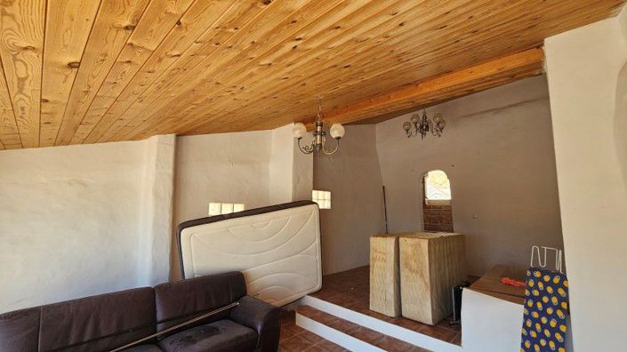 Image No.43-3 Bed Townhouse for sale