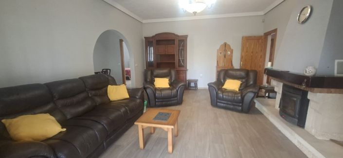 Image No.22-3 Bed Villa for sale