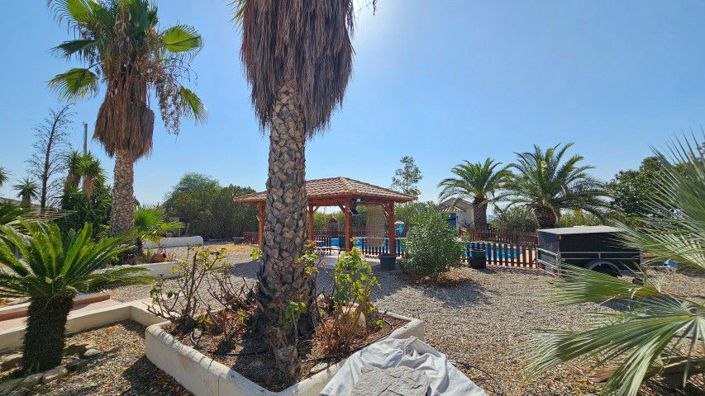 Image No.16-5 Bed Country House for sale