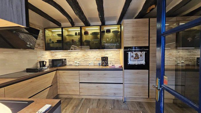 Image No.46-5 Bed Country House for sale