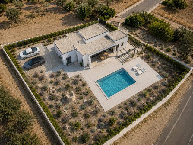 Image No.5-3 Bed Villa for sale