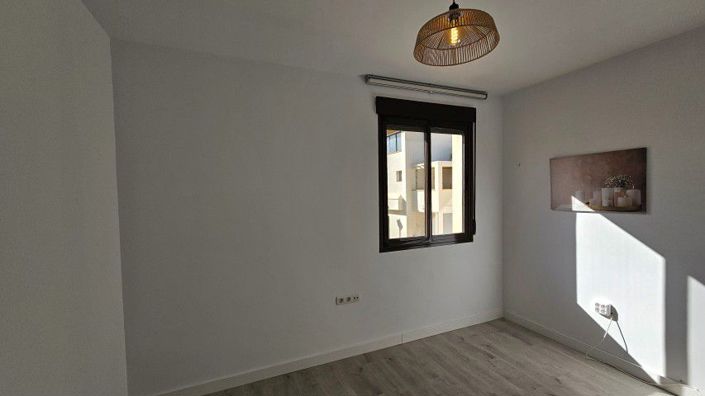 Image No.34-Appartement de 2 chambres à vendre à Chirivel