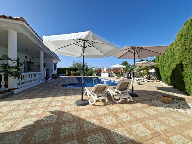 Image No.2-Villa de 5 chambres à vendre à Arboleas
