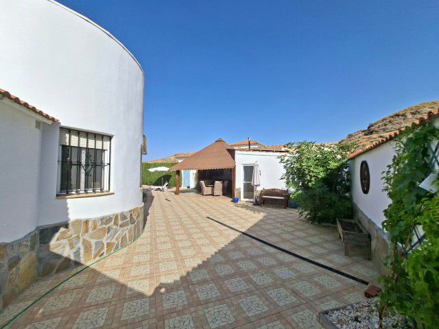 Image No.4-Villa de 5 chambres à vendre à Arboleas