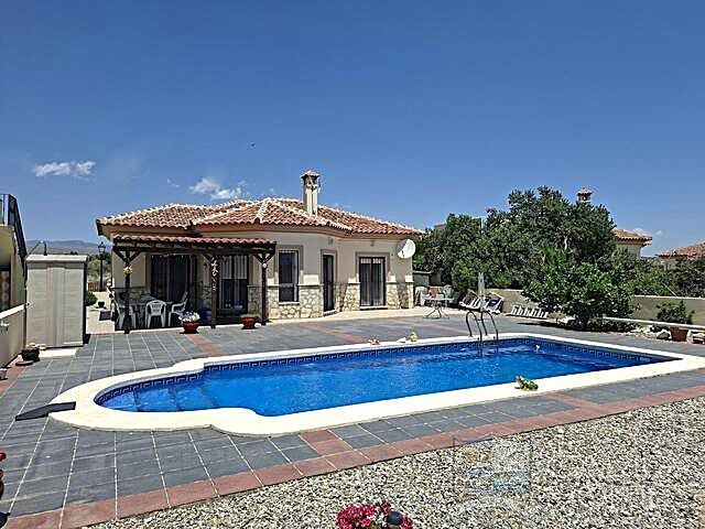 Image No.3-3 Bed Villa for sale