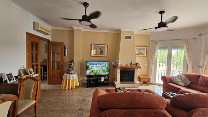 Image No.30-3 Bed Villa for sale