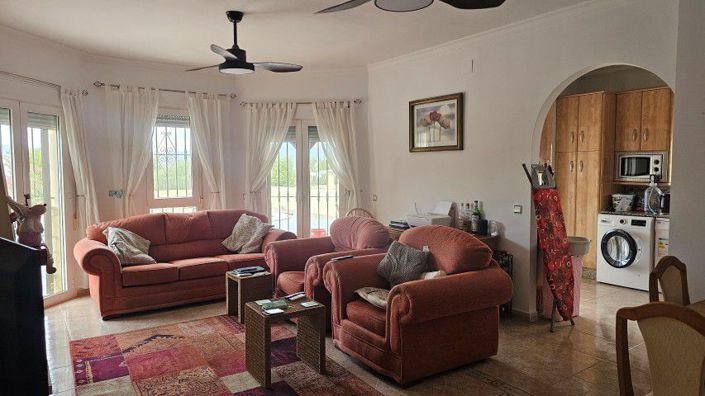 Image No.31-3 Bed Villa for sale