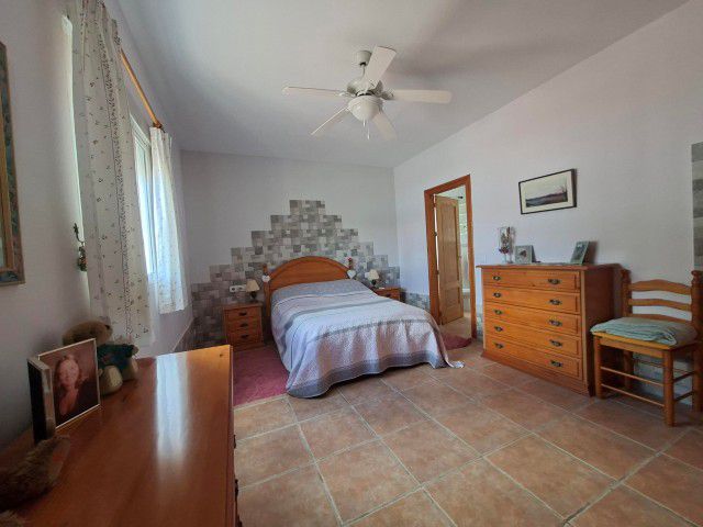 Image No.16-3 Bed Villa for sale