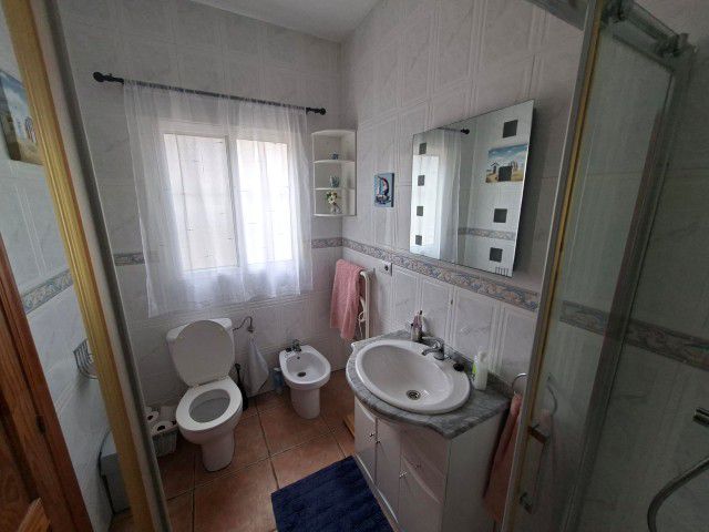 Image No.19-3 Bed Villa for sale