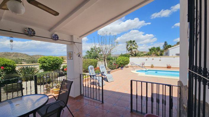 Image No.26-3 Bed Villa for sale