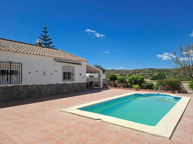 Image No.30-3 Bed Villa for sale