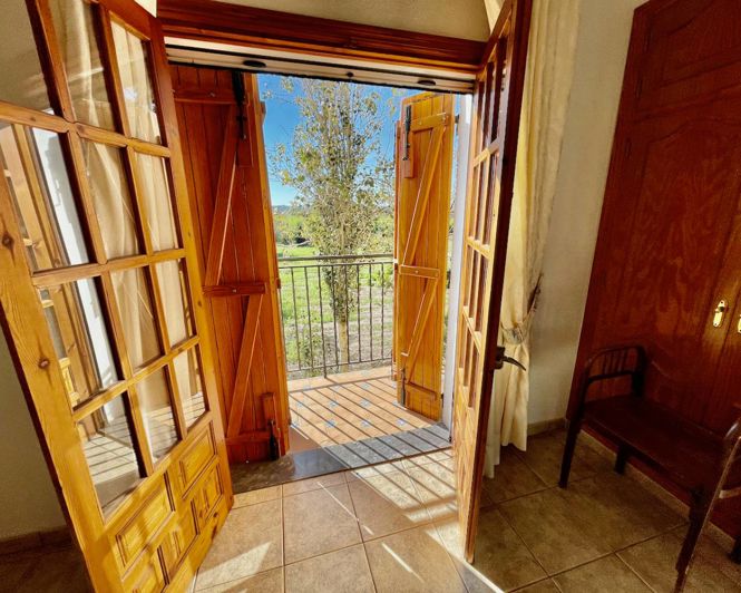 Image No.15-4 Bed Property for sale