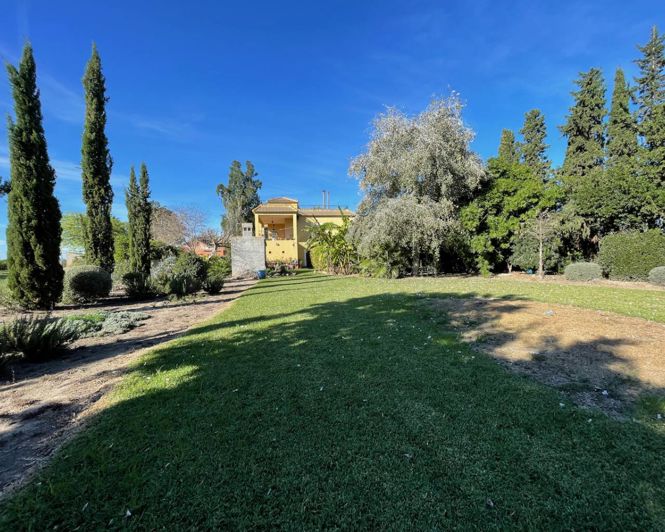 Image No.28-4 Bed Property for sale