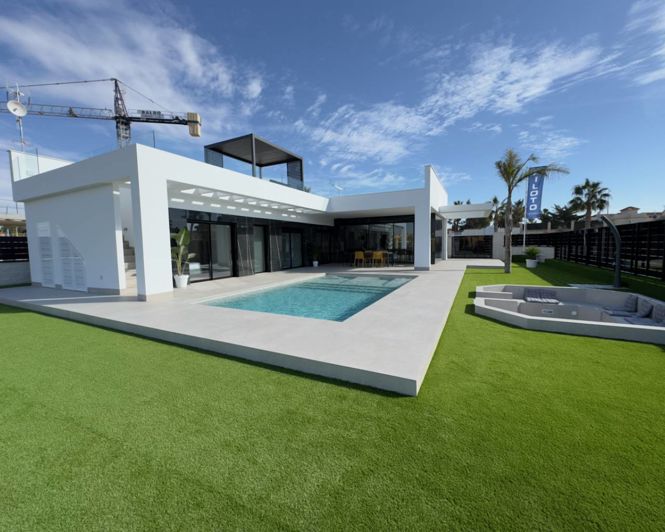 Image No.14-3 Bed Villa for sale