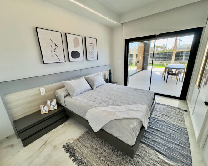 Image No.7-3 Bed Villa for sale