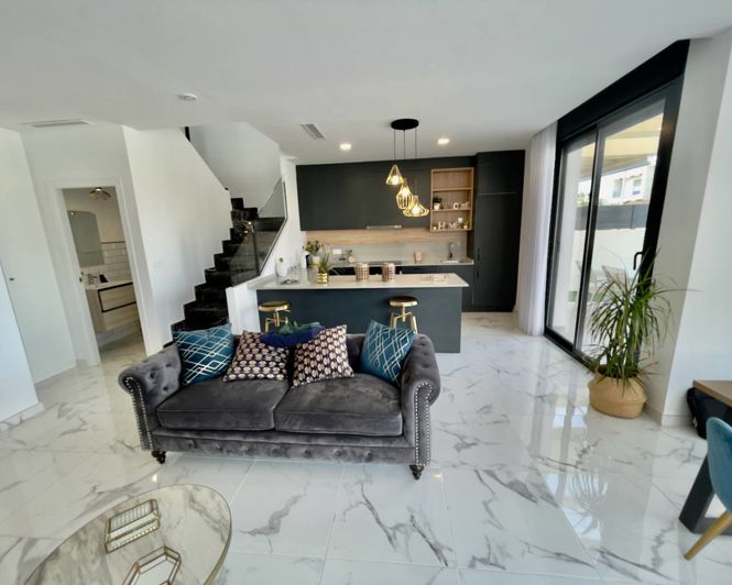 Image No.4-3 Bed Villa for sale