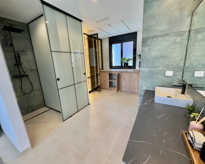 Image No.10-3 Bed Villa for sale