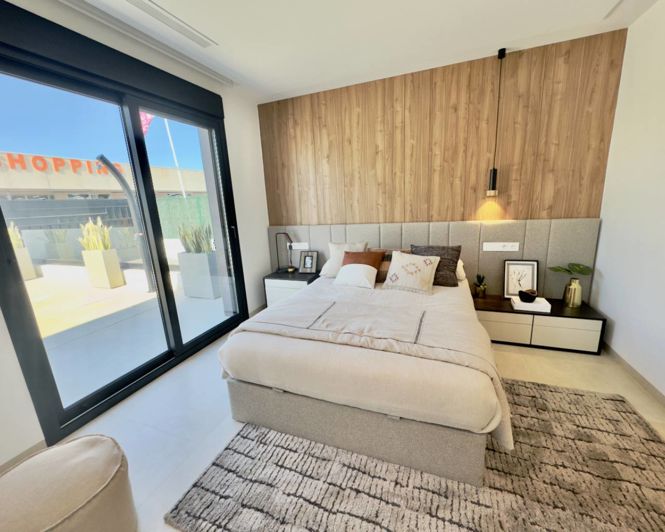 Image No.15-3 Bed Villa for sale