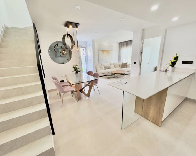 Image No.4-3 Bed Villa for sale