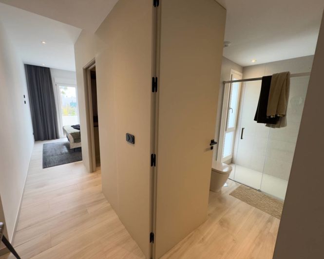 Image No.10-3 Bed Villa for sale