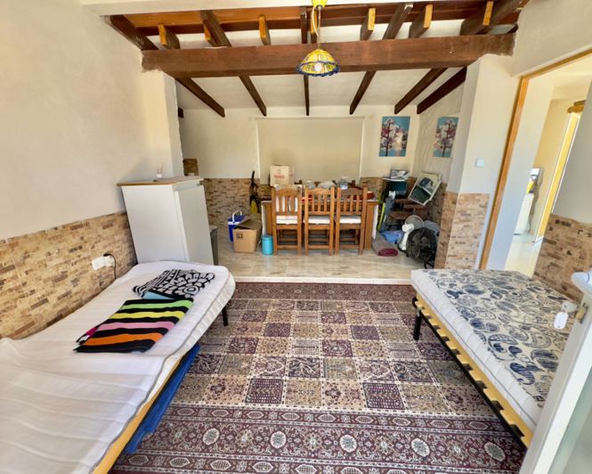 Image No.21-3 Bed Property for sale