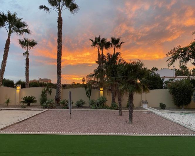 Image No.38-2 Bed Property for sale