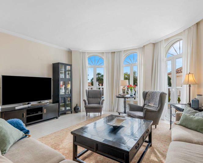 Image No.5-4 Bed Villa for sale