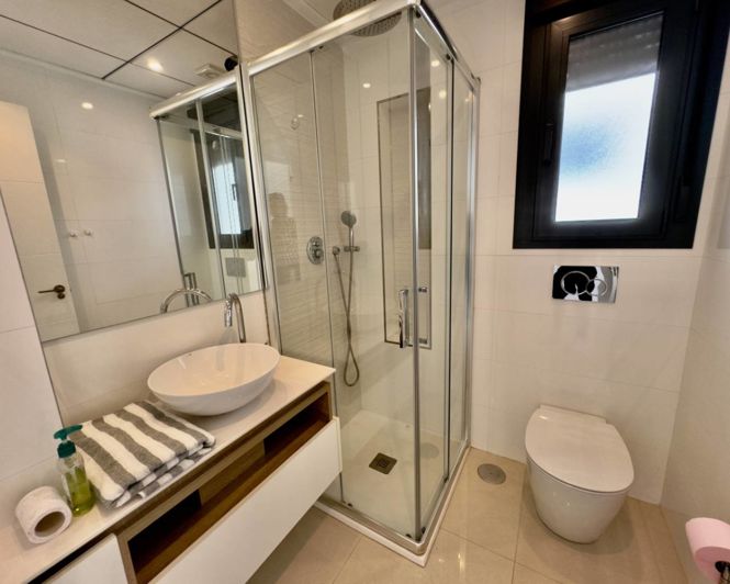 Image No.8-3 Bed Villa for sale