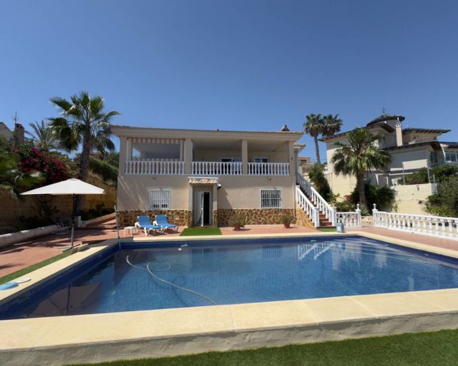 Image No.1-3 Bed Villa for sale