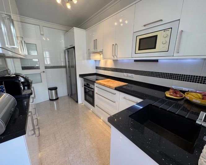 Image No.4-2 Bed Apartment for sale