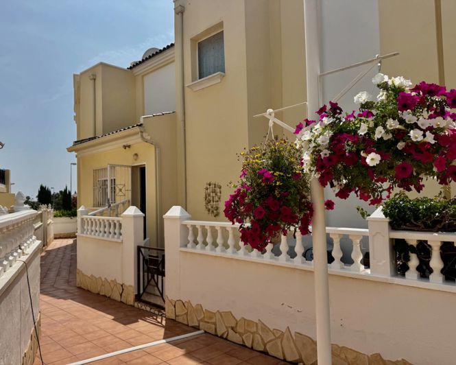 Image No.24-3 Bed Villa for sale