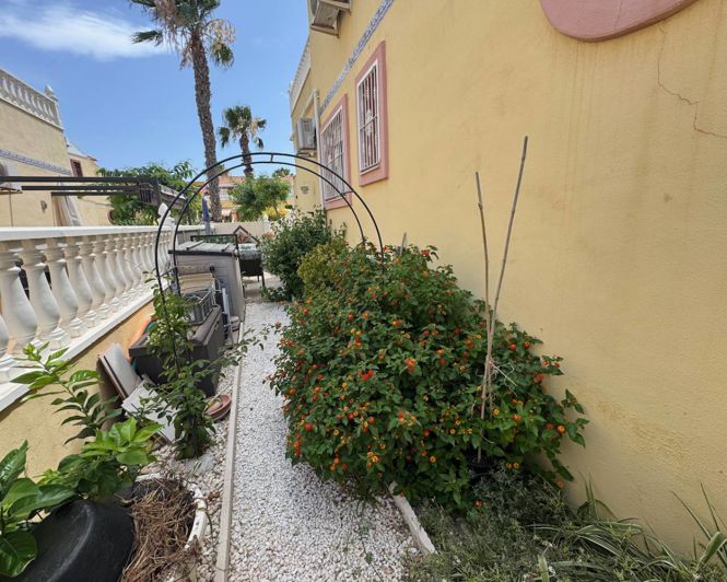 Image No.19-3 Bed Villa for sale