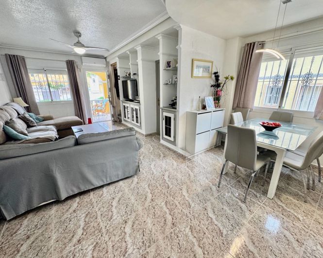 Image No.5-3 Bed Villa for sale