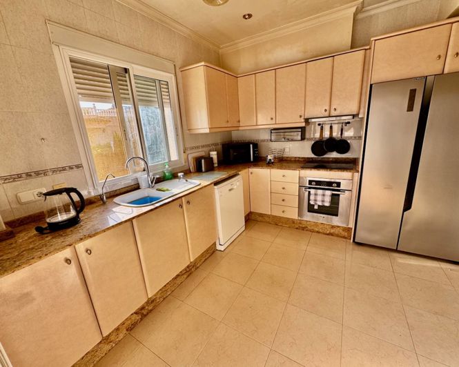 Image No.4-4 Bed Villa for sale