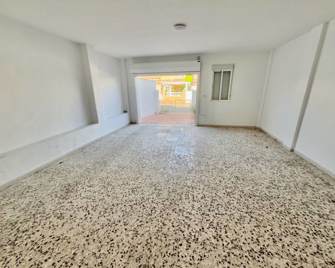 Image No.23-3 Bed Villa for sale