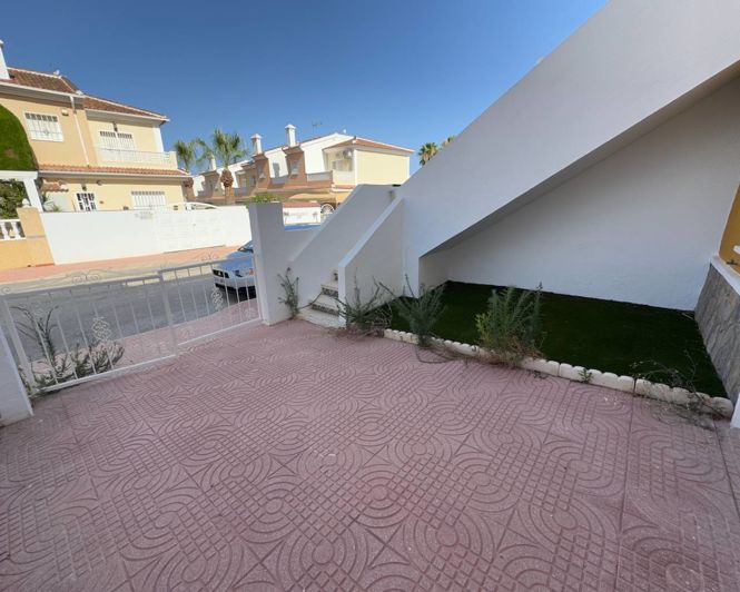 Image No.24-3 Bed Villa for sale