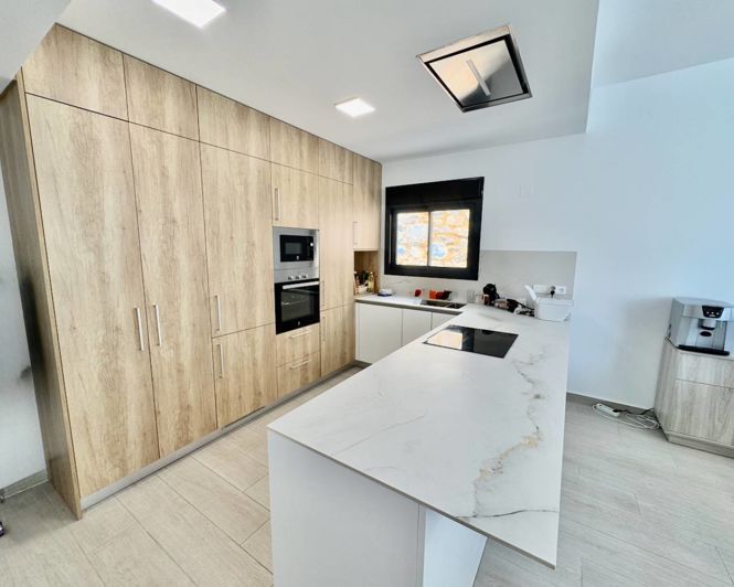 Image No.2-3 Bed Villa for sale