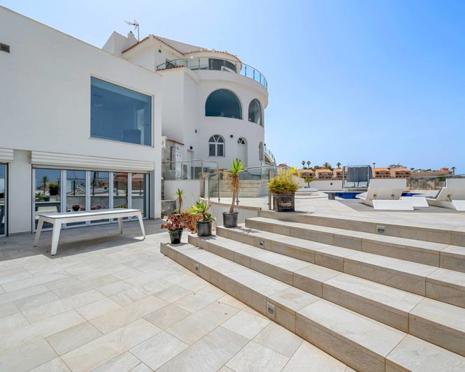 Image No.32-7 Bed Villa for sale