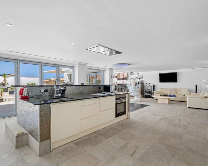 Image No.42-7 Bed Villa for sale