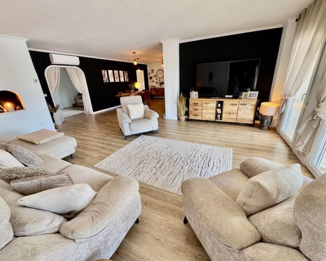 Image No.11-6 Bed Villa for sale