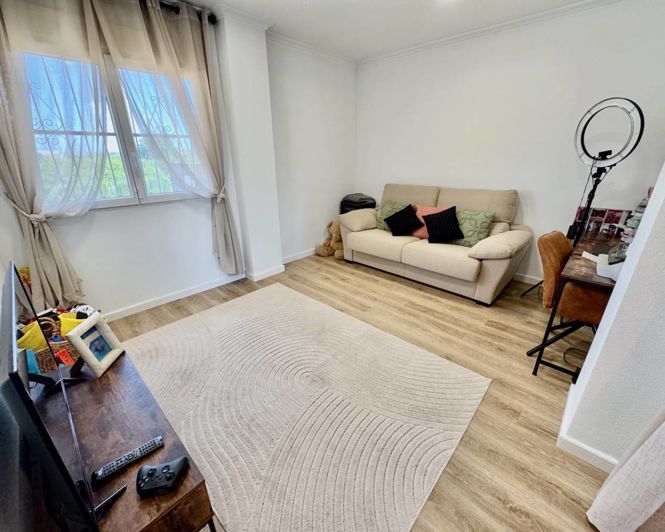 Image No.13-6 Bed Villa for sale