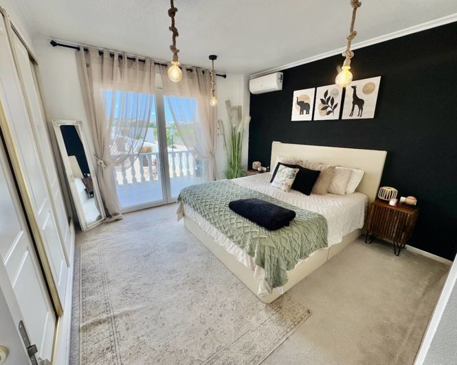 Image No.17-6 Bed Villa for sale