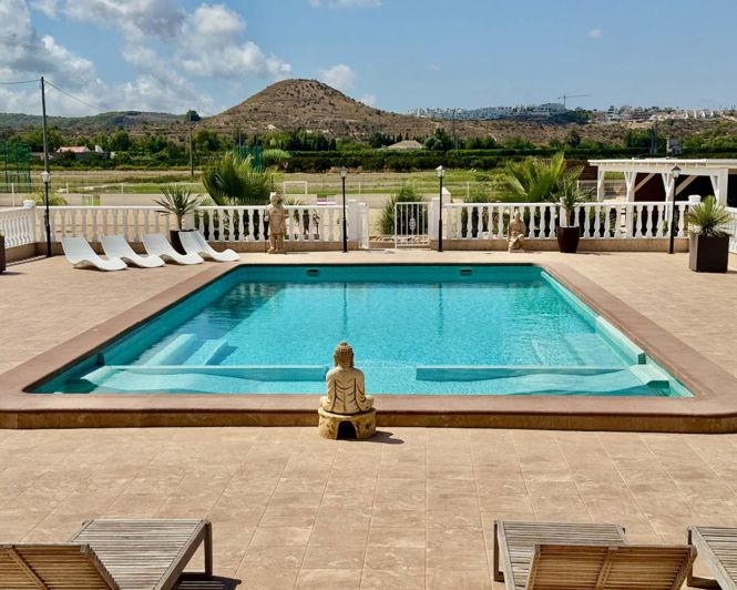 Image No.28-6 Bed Villa for sale