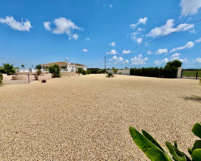 Image No.38-6 Bed Villa for sale