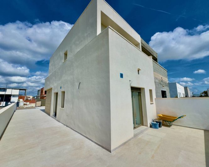 Image No.18-3 Bed Villa for sale