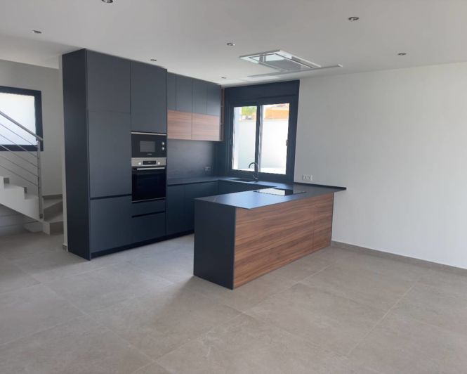 Image No.2-3 Bed Villa for sale