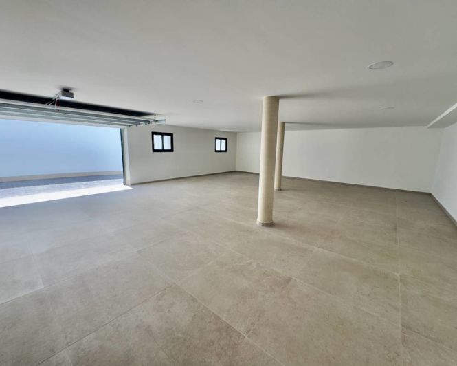 Image No.20-3 Bed Villa for sale