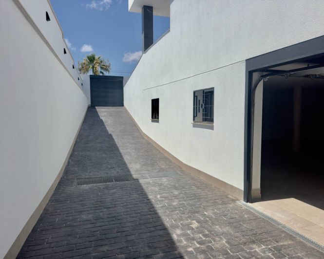 Image No.21-3 Bed Villa for sale